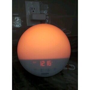 Philips SmartSleep HF3520 Wake-up Light Alarm Colored Sunrise Sunset Simulation